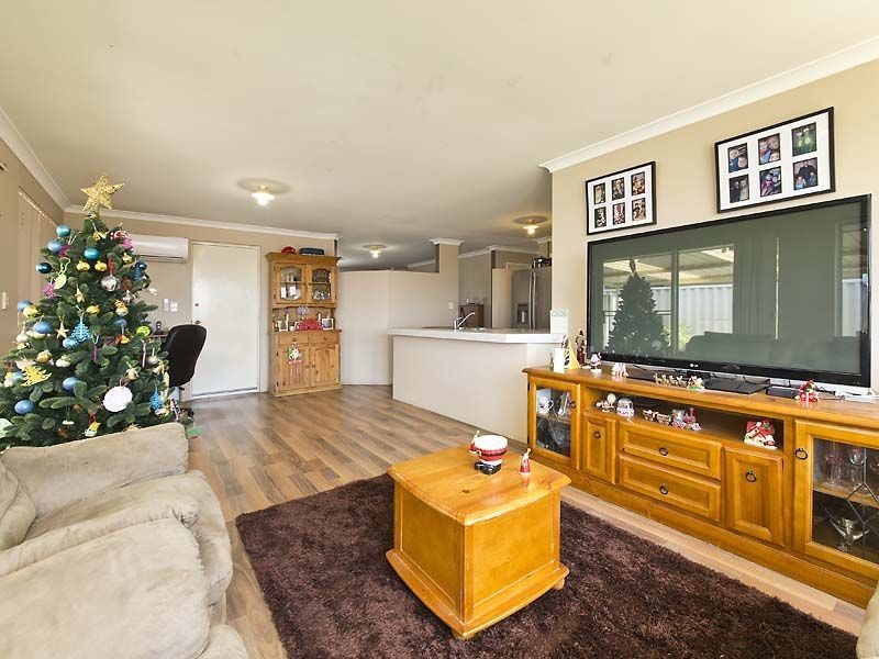 21 Brookeby Heights, Leda WA 6170