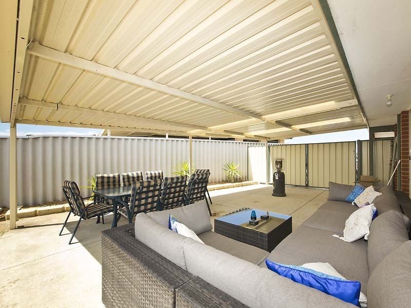 21 Brookeby Heights, Leda WA 6170