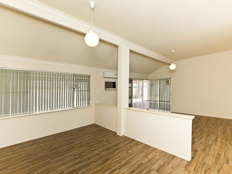 16 Elysee Court, Port Kennedy WA 6172