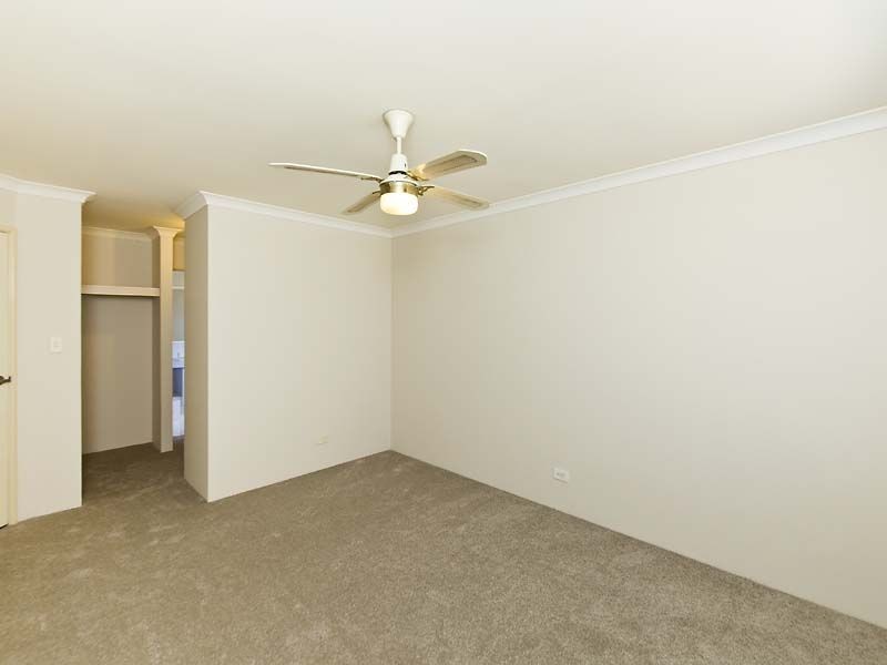 16 Elysee Court, Port Kennedy WA 6172