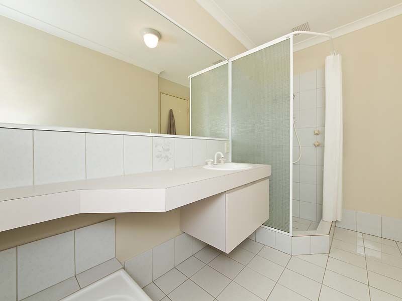 16 Elysee Court, Port Kennedy WA 6172