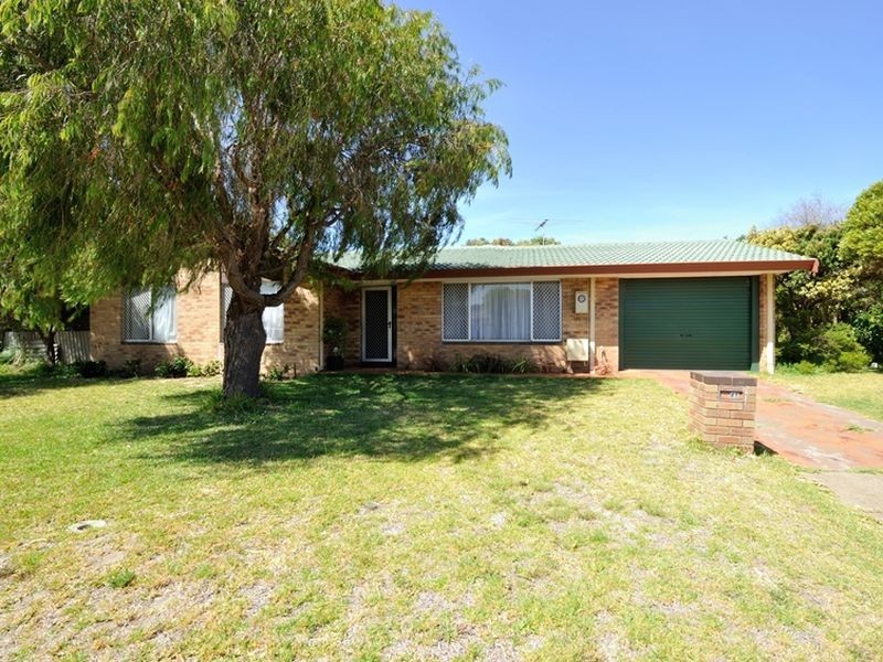41 Solquest Way, Cooloongup WA 6168