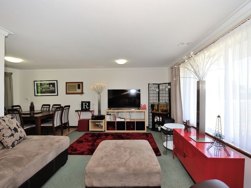 41 Solquest Way, Cooloongup WA 6168