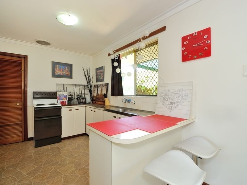 41 Solquest Way, Cooloongup WA 6168