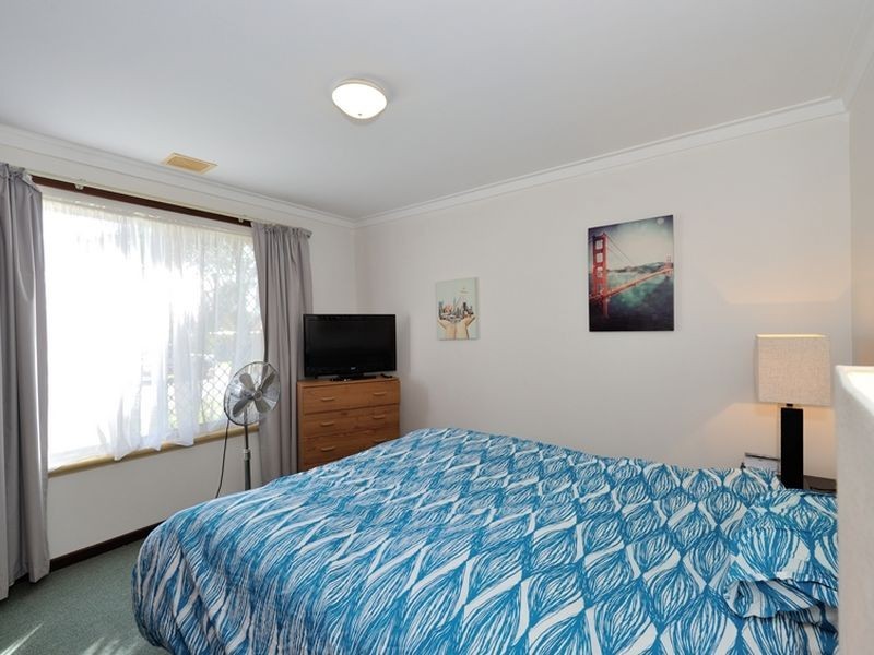 41 Solquest Way, Cooloongup WA 6168