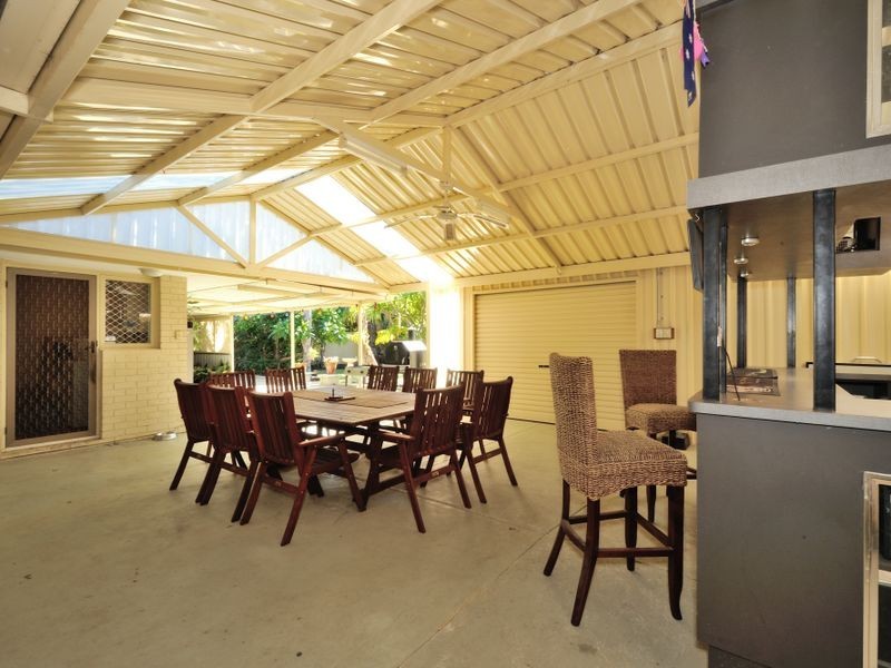 20 Kurrawa Street, Hillman WA 6168