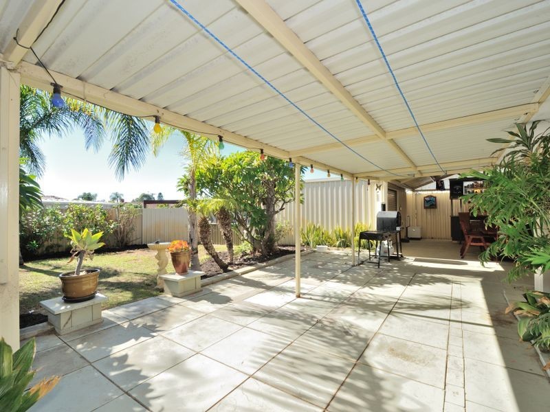 20 Kurrawa Street, Hillman WA 6168