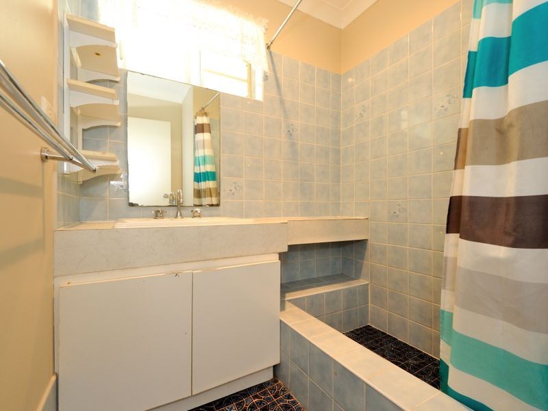 20 Kurrawa Street, Hillman WA 6168