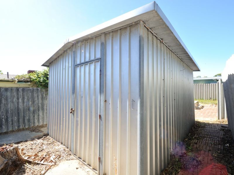 20 Kurrawa Street, Hillman WA 6168