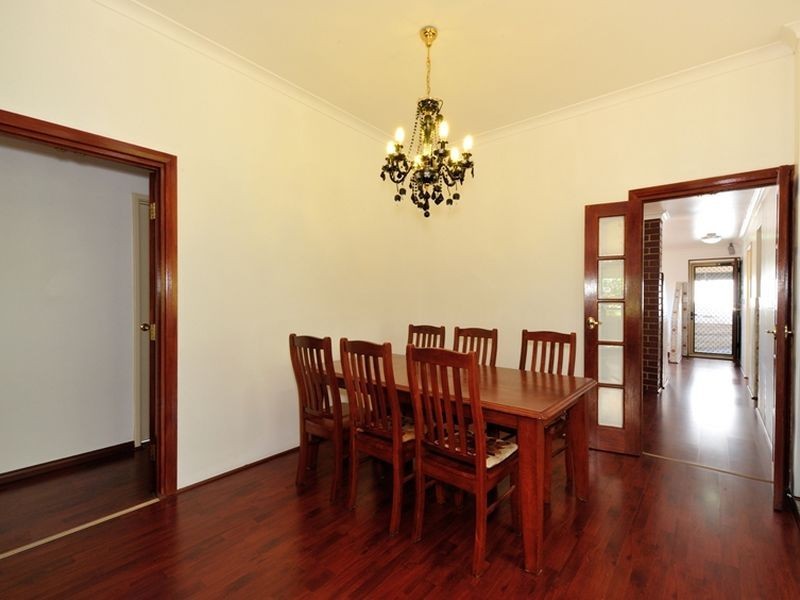 17 Elanora Drive, Cooloongup WA 6168