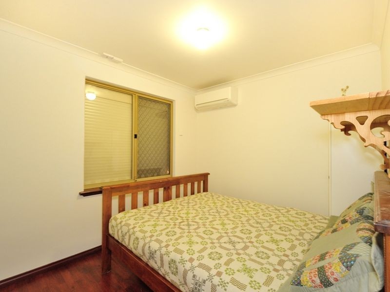 17 Elanora Drive, Cooloongup WA 6168