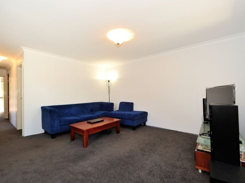 16/11 Merope Close, Rockingham WA 6168