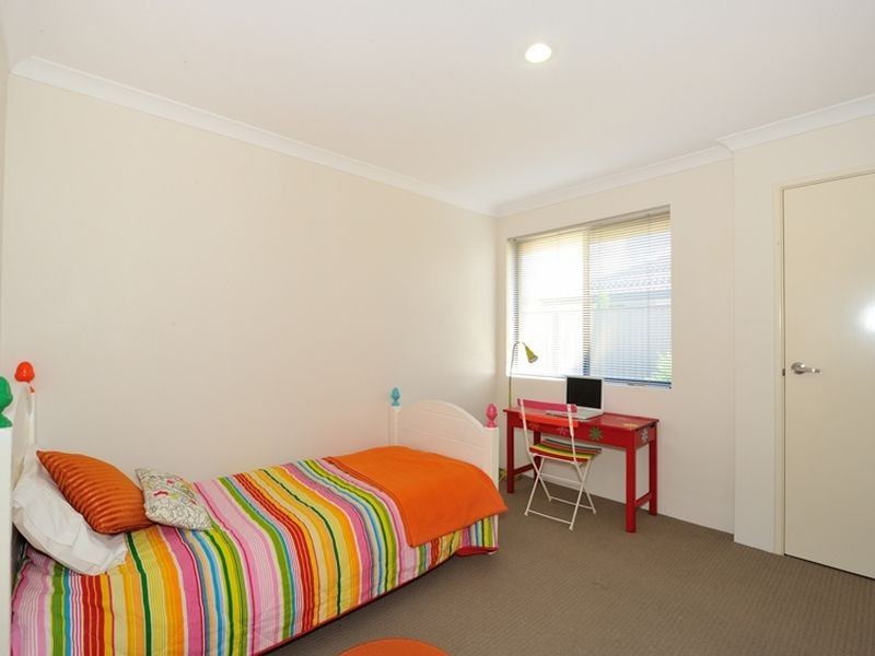 24 Yelbeni Loop, Baldivis WA 6171