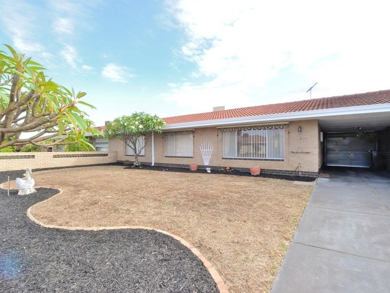 3/3 Cruise Road, Safety Bay WA 6169