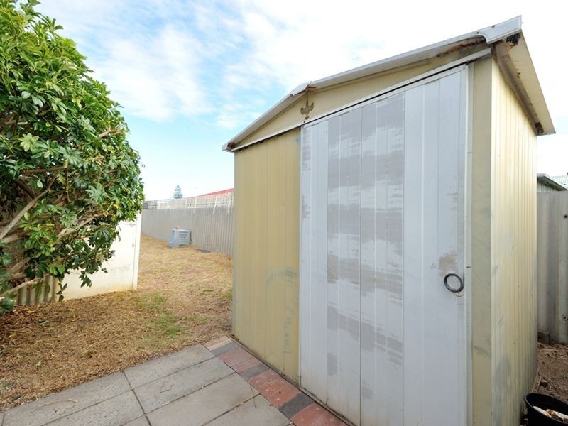 3/3 Cruise Road, Safety Bay WA 6169