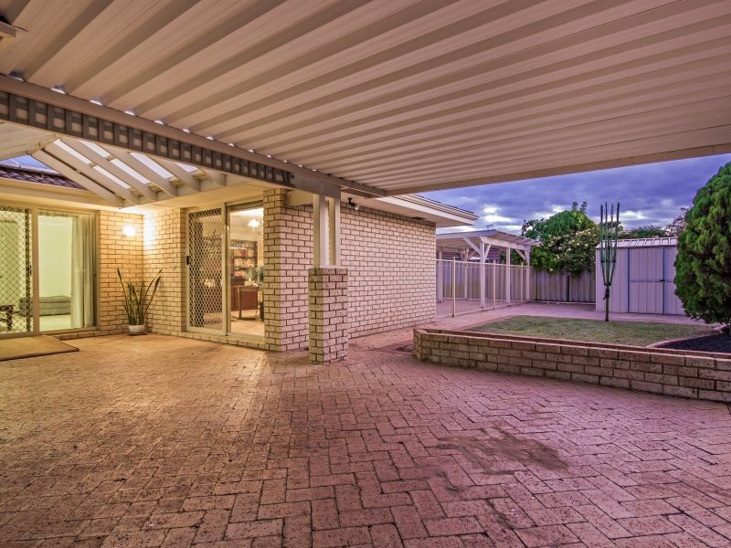 8 Cutlass Place, Safety Bay WA 6169