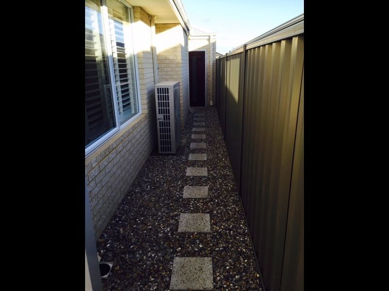 12 Rocky Road, Wandi WA 6167