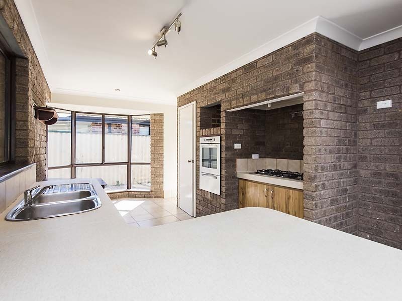 67 Warnbro Sound Avenue, Warnbro WA 6169