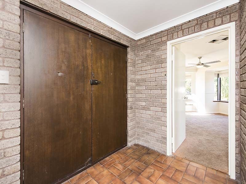 67 Warnbro Sound Avenue, Warnbro WA 6169