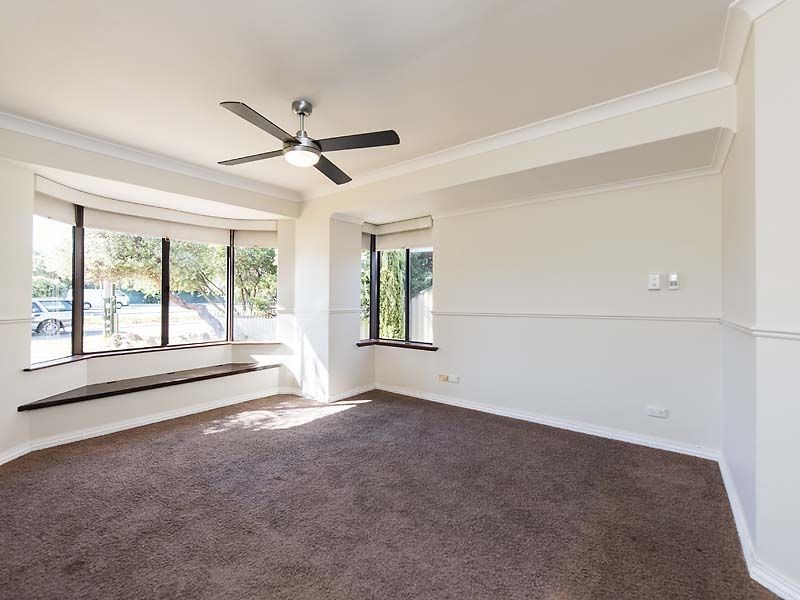 67 Warnbro Sound Avenue, Warnbro WA 6169
