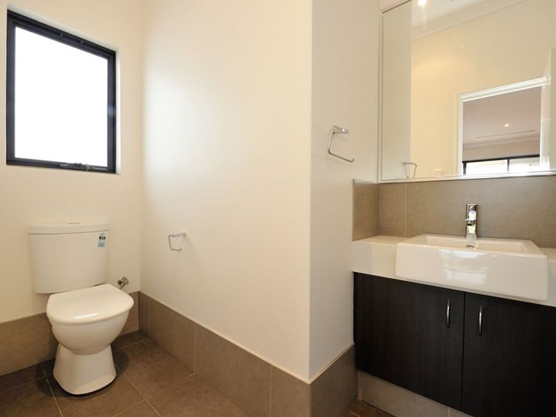 18 Blackshear Green, Secret Harbour WA 6173