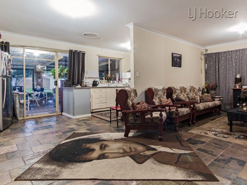 4 Darkins Retreat, Parmelia WA 6167