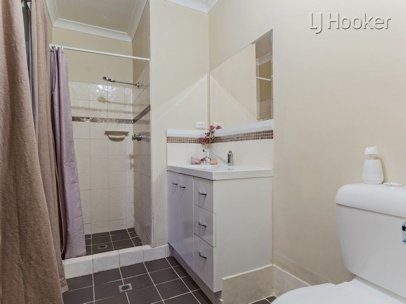 4 Darkins Retreat, Parmelia WA 6167