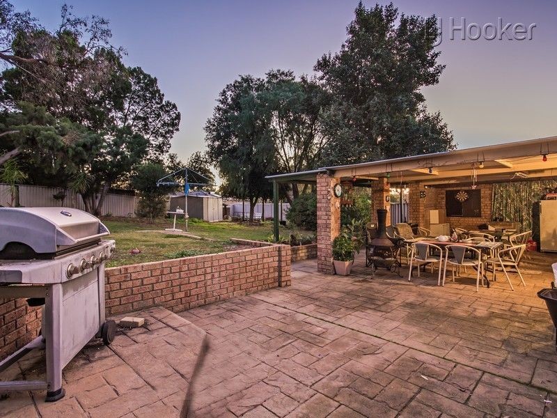 4 Darkins Retreat, Parmelia WA 6167