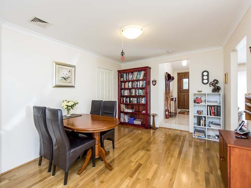 25 Cuthbertson Drive, Cooloongup WA 6168