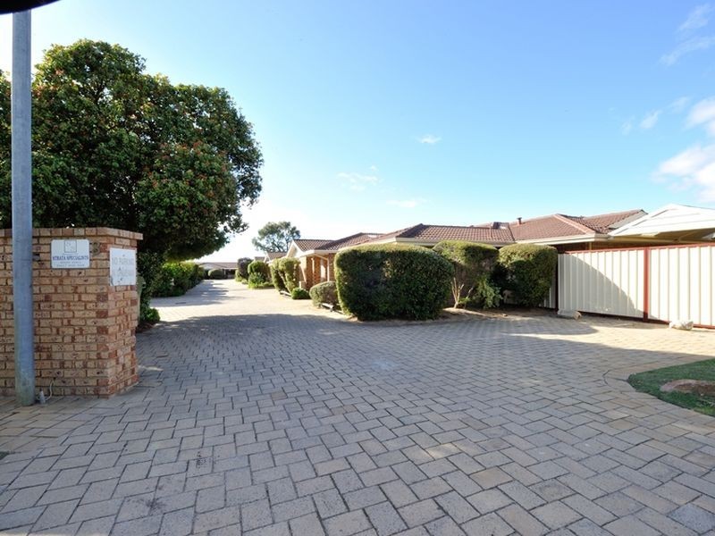 10/8 Merope Close, Rockingham WA 6168