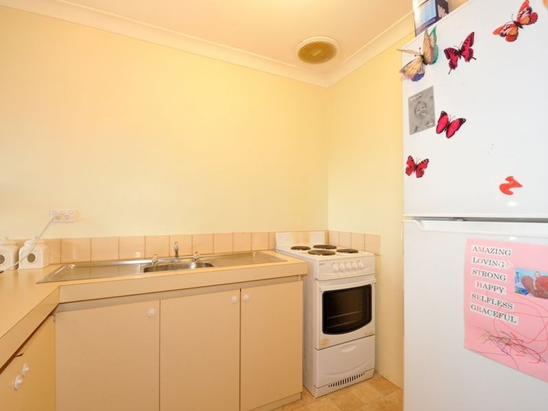 10/8 Merope Close, Rockingham WA 6168