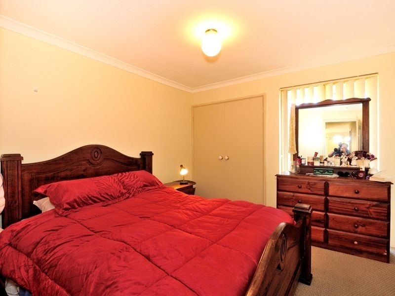 10/8 Merope Close, Rockingham WA 6168