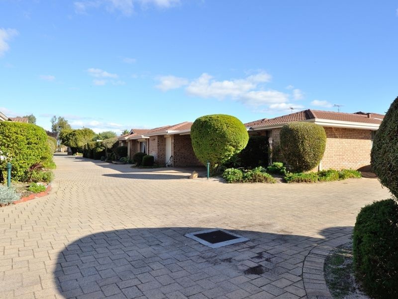 10/8 Merope Close, Rockingham WA 6168