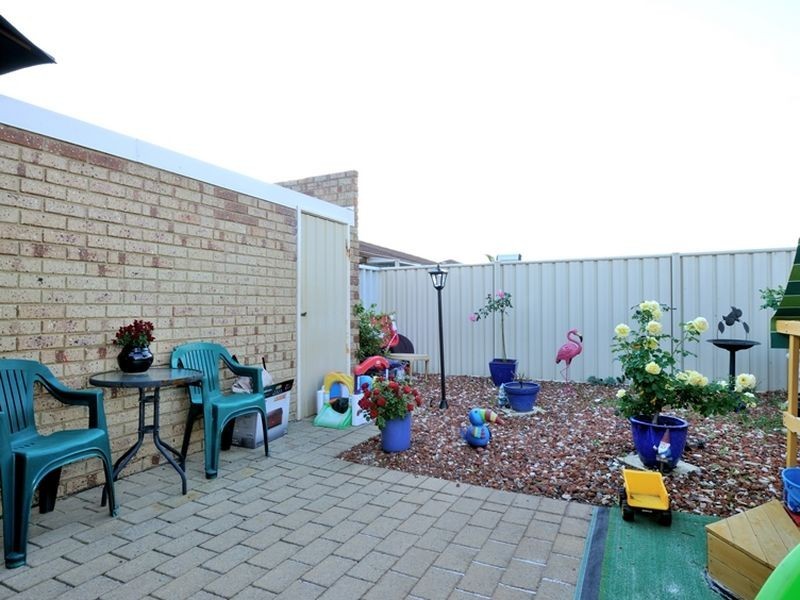 10/8 Merope Close, Rockingham WA 6168