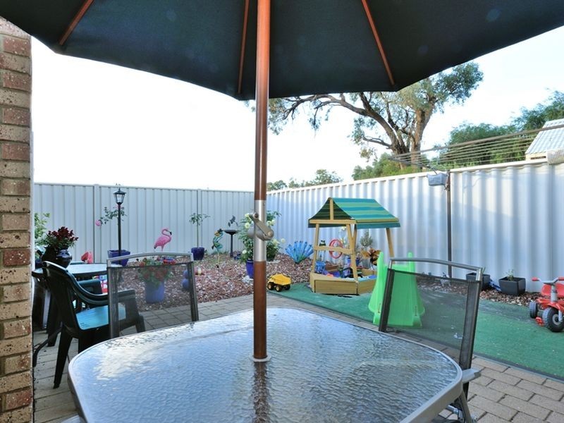 10/8 Merope Close, Rockingham WA 6168