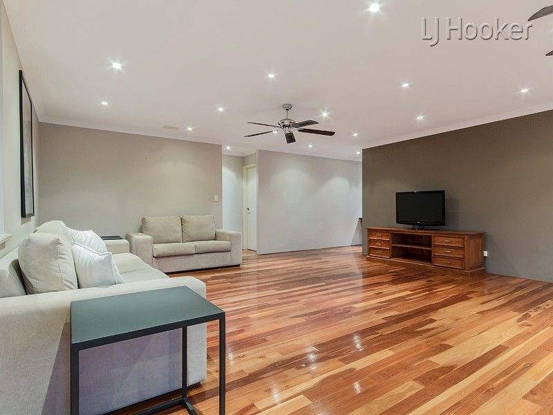 85 Hawker Street, Shoalwater WA 6169