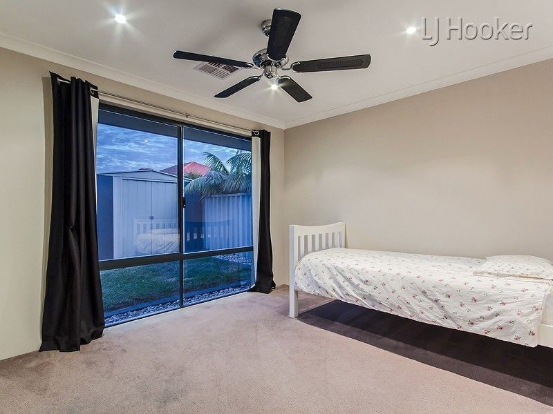 85 Hawker Street, Shoalwater WA 6169