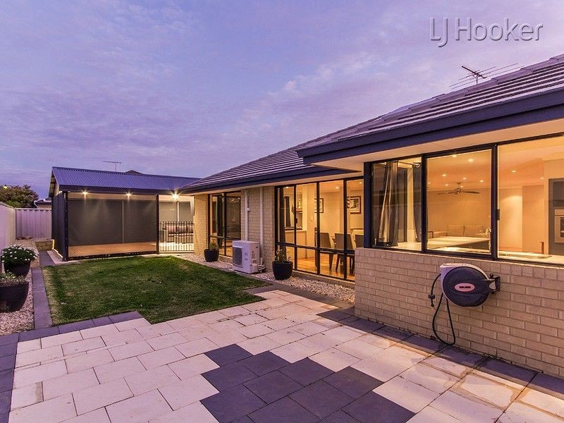 85 Hawker Street, Shoalwater WA 6169