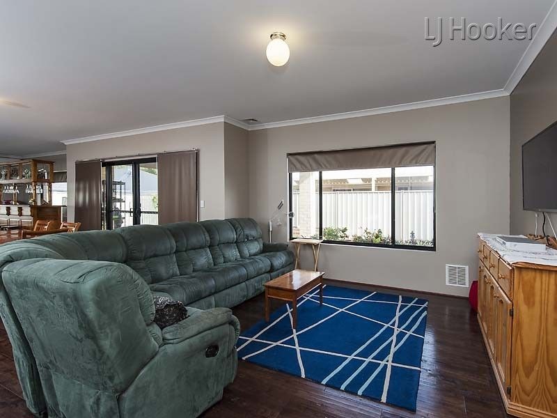 3 Savona Brace, Secret Harbour WA 6173