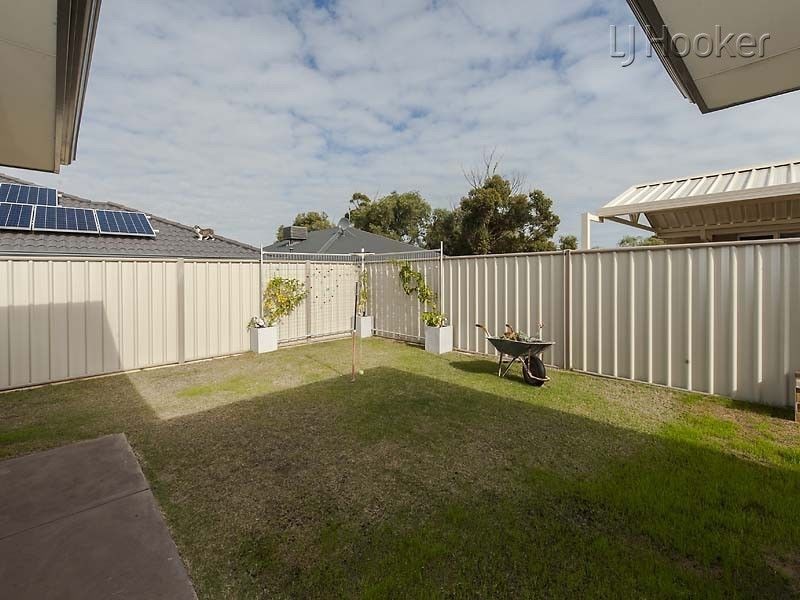 3 Savona Brace, Secret Harbour WA 6173