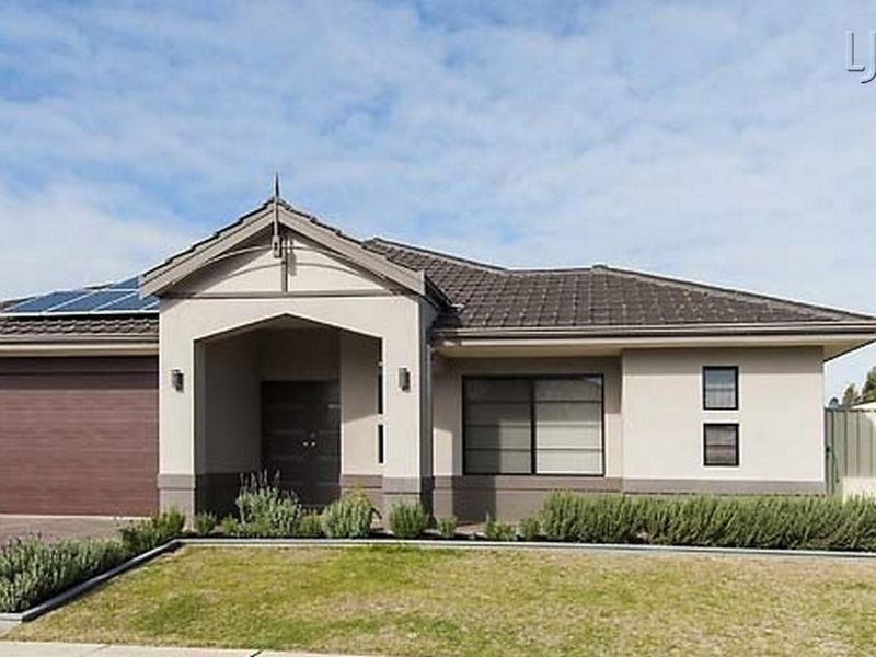 3 Savona Brace, Secret Harbour WA 6173