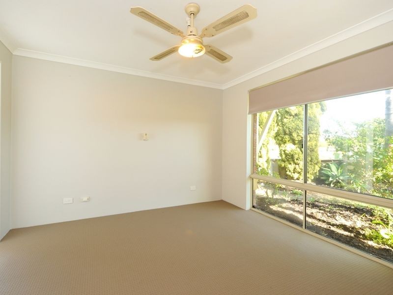 11 St Tropez Court, Port Kennedy WA 6172