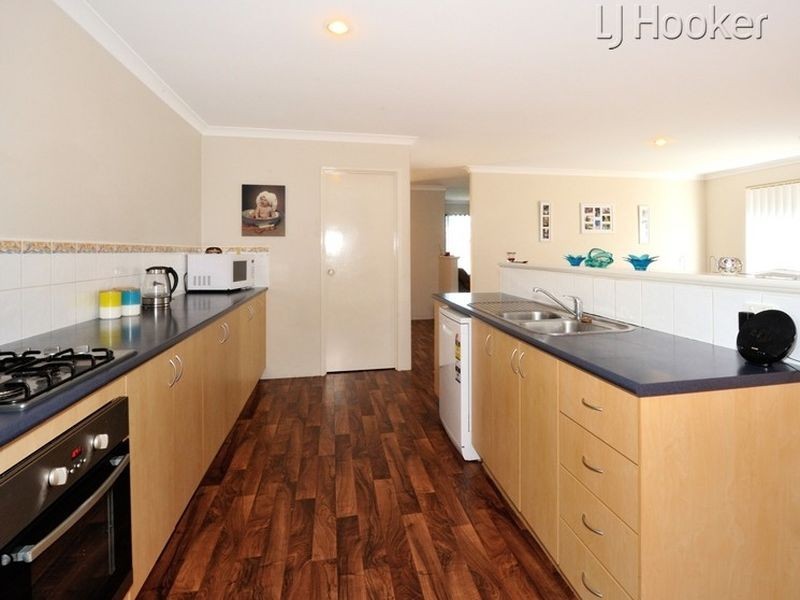 15 Springdale Boulevard, Secret Harbour WA 6173