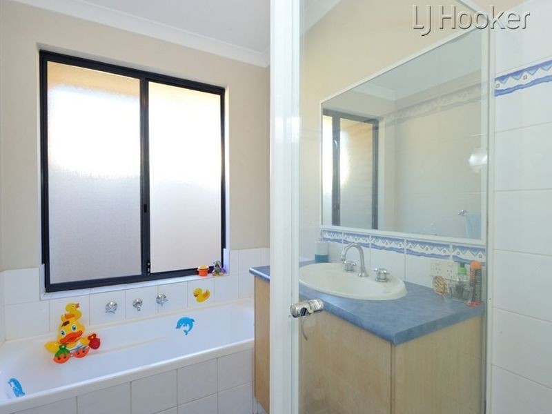 15 Springdale Boulevard, Secret Harbour WA 6173