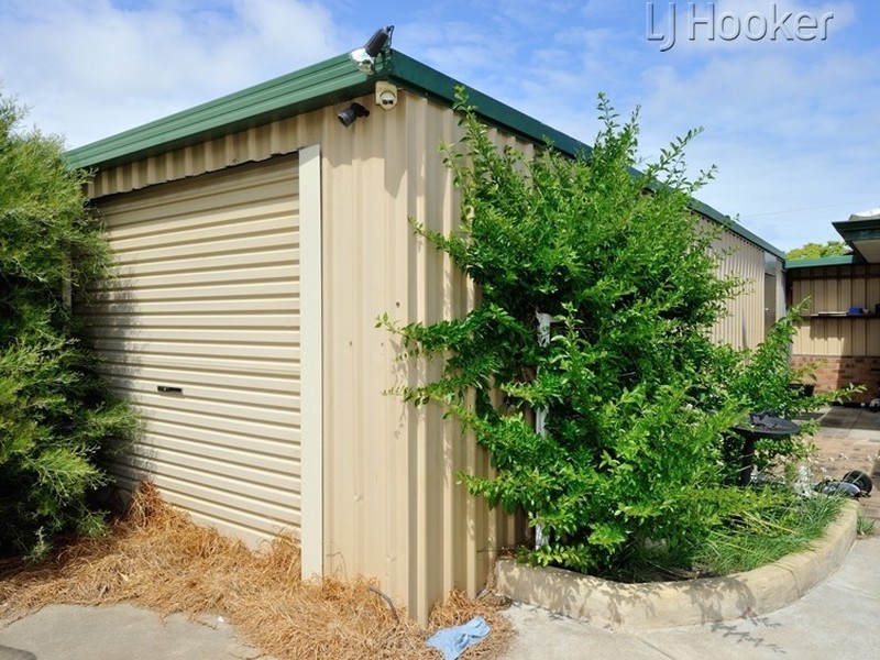 6 Holten Court, Cooloongup WA 6168