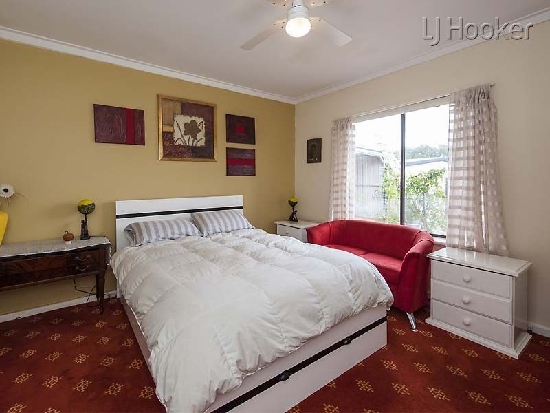 146 Safety Bay Road, Shoalwater WA 6169