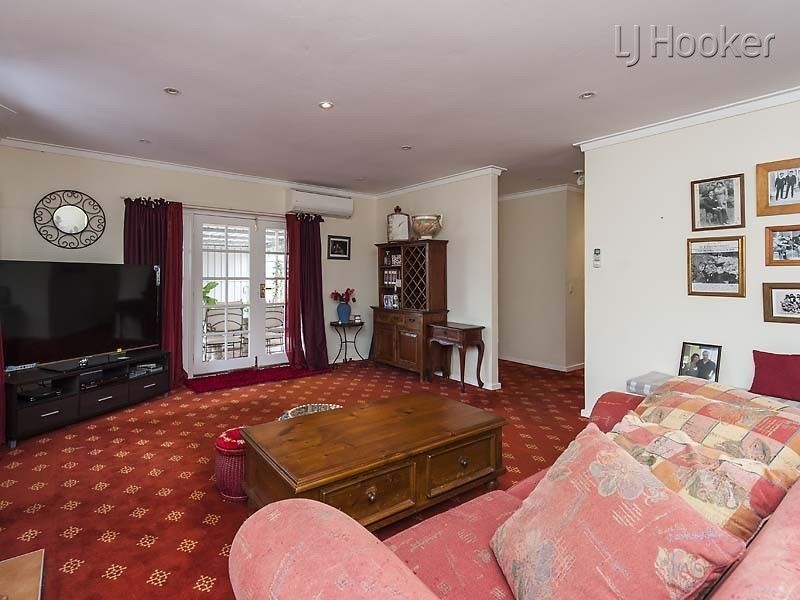 146 Safety Bay Road, Shoalwater WA 6169