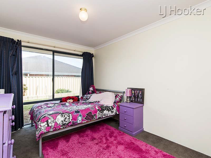 14 Freeling Road, Port Kennedy WA 6172