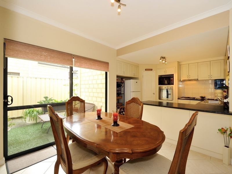 4/52-54 Lewington Street, Rockingham WA 6168