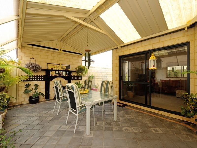 4/52-54 Lewington Street, Rockingham WA 6168